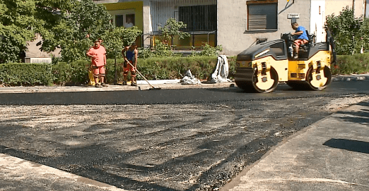 Tanács utca aszfaltozás 